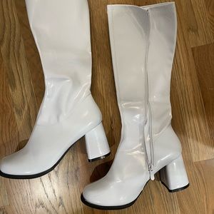 White zip up boots
